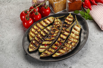 Grilled tasty ripe eggplant slice