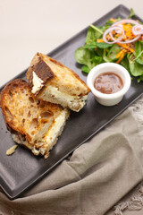 grilled cheese toast with vegetables