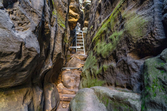 S&auml;chsische Schweiz Deutschland Elbsandstein Barbarine Wandern Felsen Berge Natur