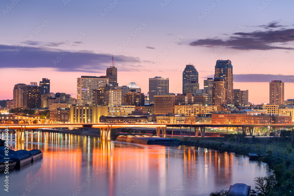 Wall mural saint paul, minnesota, usa at dusk