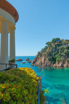 Vue de la chapelle du couvent de Blanes, Costa Brava, Espagne.	
