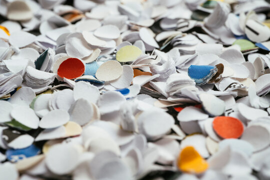 Paper confetti