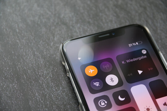 airplane mode on the phone