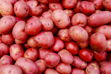 red potatoes on a market