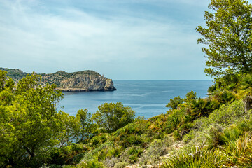 Kleine, aber feine Wanderung auf den Küstenweg Pass D'en Grau in der Küstenstadt Sant Elm im Süden der Balleareninsel Mallorca - Spanien