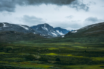 Fototapeta premium Landscape of the mountains and tundra of the Jotunheimen Plateau, central Norway