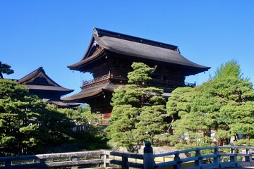 Fototapeta premium 日本を代表する霊場・善光寺（長野県・長野市）