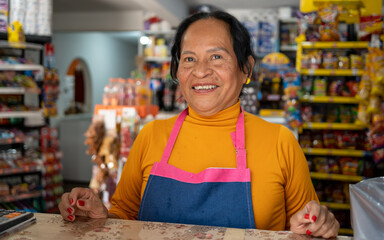 Elderly Mexican woman attending a grocery store