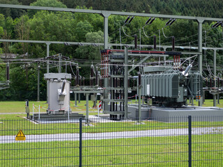 Umspannwerk in Deutschland -  Stromnetz - Energieversorgung - Stromkosten