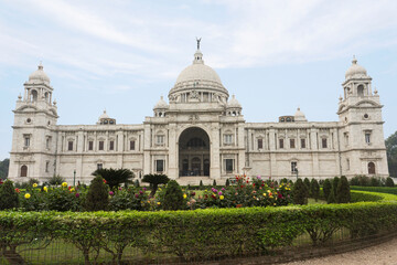 Obraz premium The Victoria Memorial in Kolkata, West Bengal, is a grand marble building built in memory of Queen Victoria, Kolkata, West Bengal, India