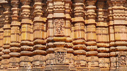 Carvings Hindu Deities on Shri Gaurishankar Temple, Omkareshwar, Madhya Pradesh, India.