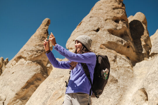 travel Woman taking photos