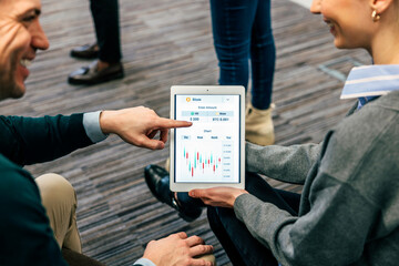 Collaborative financial analysis on digital tablet
