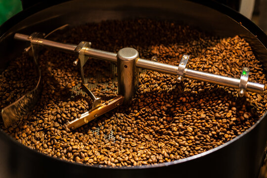 Cooling Roasted Coffee Beans 