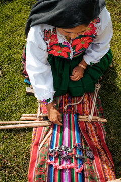 Peruvian artisanal Weaver 