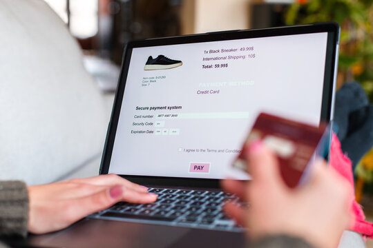 Online shopping, entering credit card details