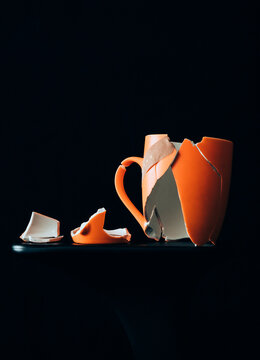 Broken/cracked cup shards