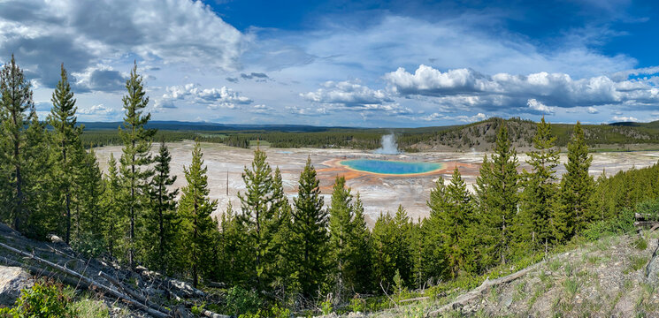 Grand Prismatic Spring steaming