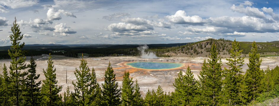 Grand Prismatic Spring steaming
