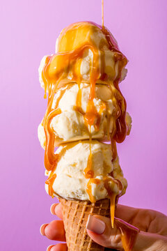 Vanilla Ice Cream with Caramel Drizzle