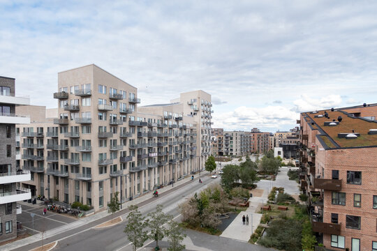 Rainwater retention structures 
