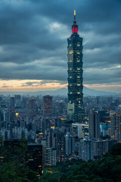 Taipei 101 after susnet
