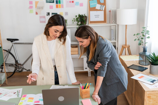 Collaborative Teamwork in Office