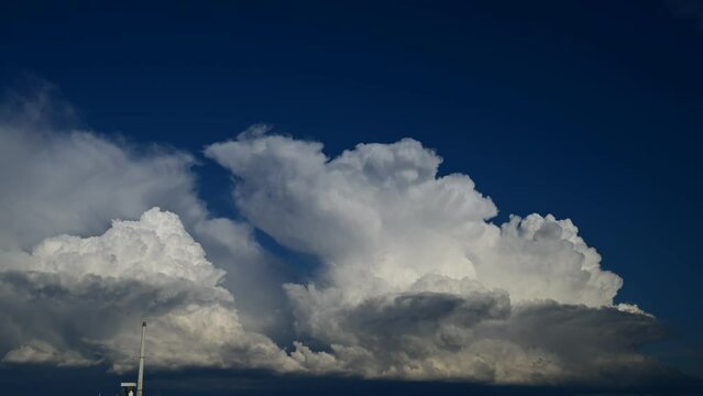 Development of a thundercloud, Time Lapse, Plattling, Lower Bavaria, Germany
