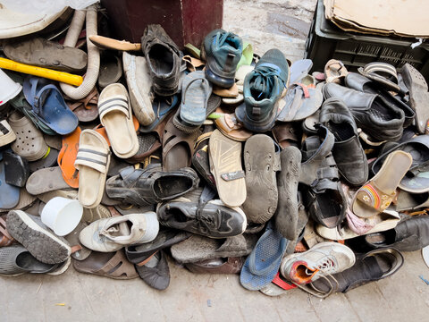 Secondhand shoes for sale