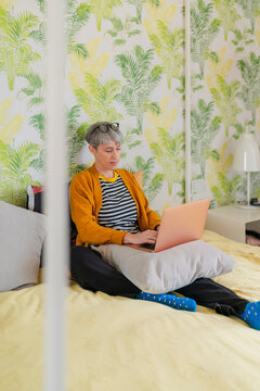 Engrossed in Mobile Technology