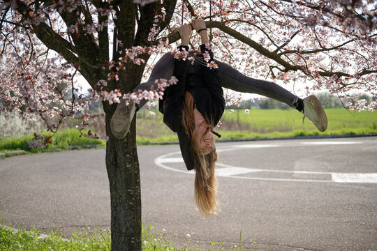 Woman plays outdoor