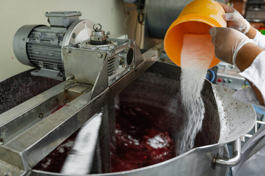 Jam production with industrial boiler food mixer