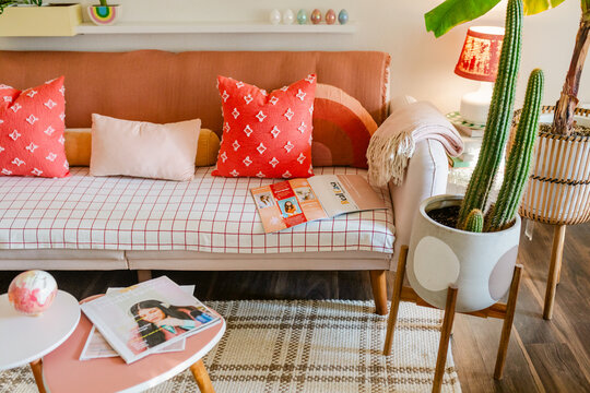 Colorful Farmhouse with magazines