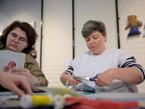 Autistic student at commentary arts hub for LGBTQ community