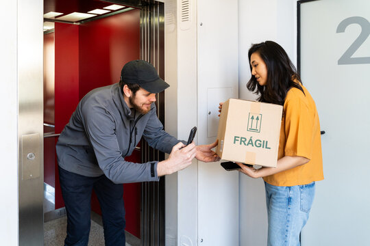 Delivery Man package