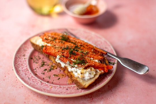 Carrots on toast
