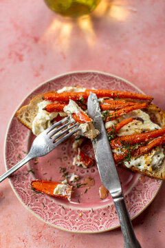 A light meal of roasted carrots with honey on toast