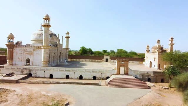 Aerial View of Abbasi Mosque Derawar Fort In Bahawalpur. Drone View of Abbasi Mosque Near Qila Derawer in Punjab Pakistan. Abbasi Mosque was built by Nawab Bahawal Khan in 1849. Beautiful Ariel View.