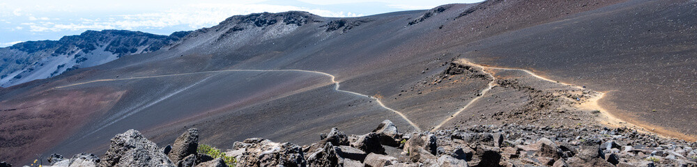 Keonehe'ehe'e Trail down into the Haleakala crater from the rim, desolate landscape, Haleakalā...