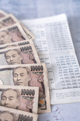 通帳とお金
