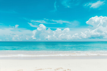 Obraz premium Sunny Beach with Blue Sky and Ocean View