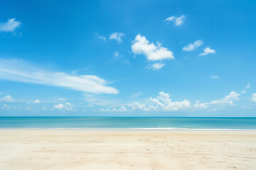 Fototapeta premium Sunny Beach with Blue Sky and Ocean View