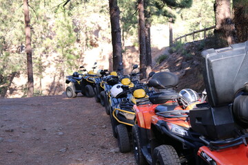Quads en fila