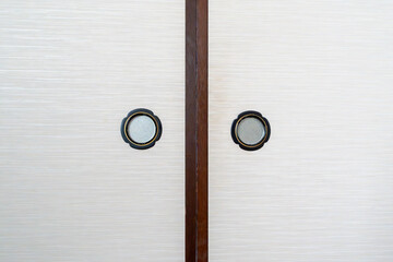 ふすまと引き手