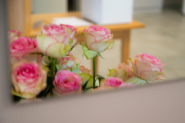 bouquet of pink roses