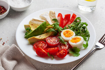 keto diet breakfast egg avocado brie cheese tomato bell pepper