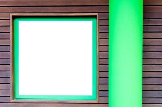 parede de madeira com janela e fundo transparente, madeira e detalhes verdes