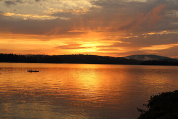 Fototapeta premium sunset over the lake