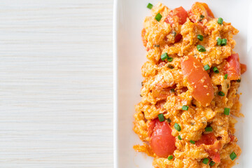 Stir-fried tomatoes with egg or Scrambled eggs with tomatoes