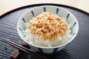 ひきわり納豆ごはん